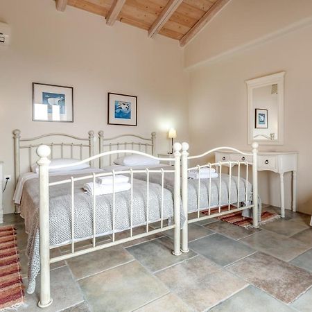 Mastrogiannis Villa Myrtia Armenades Exterior photo